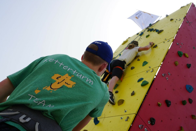 Kletterturm Jugendkirchentag EKHN 2022